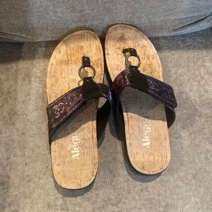 Never worn Alegria Moxie Free Spirit Crow Sandals Shoes size 39 (8)